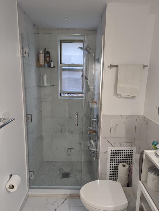 Bathroom tile regrouting and refresh project, Queens NYC
